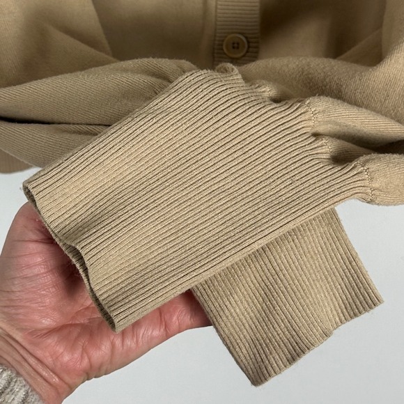 Aritzia Wilfred Alessia Puff Sleeve Cardigan Taupe Beige Sand Womens Size Large - Picture 6 of 16